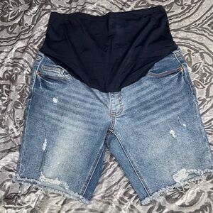 Time and tru maternity women’s short size 12/14 L